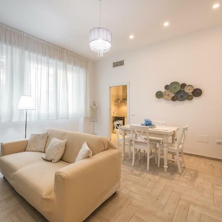 Casa Bear Apartment Cagliari Bagian luar foto
