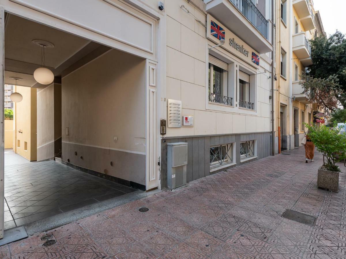 Casa Bear Apartment Cagliari Bagian luar foto