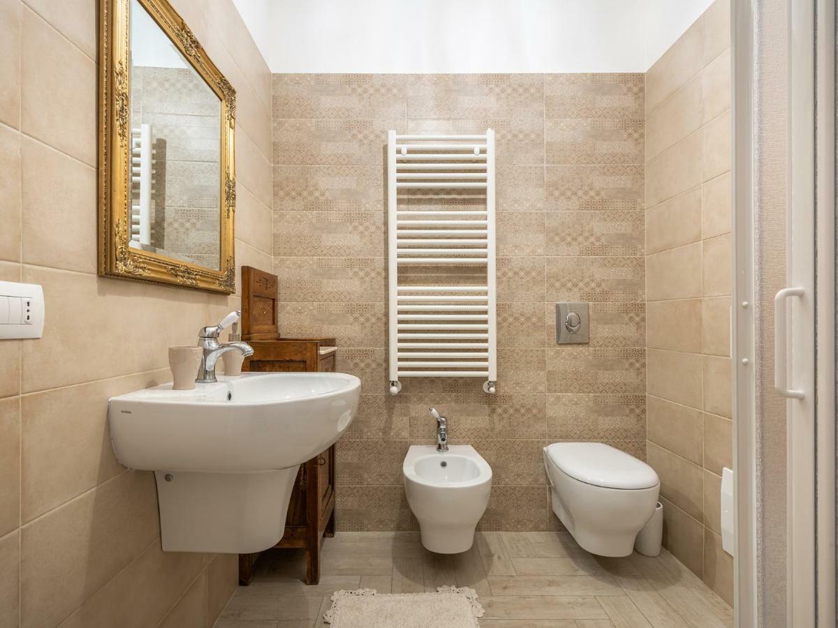 Casa Bear Apartment Cagliari Bagian luar foto