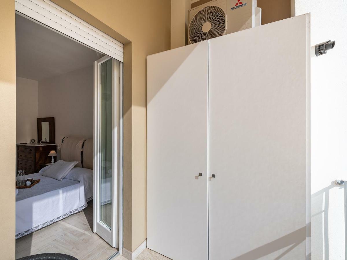 Casa Bear Apartment Cagliari Bagian luar foto