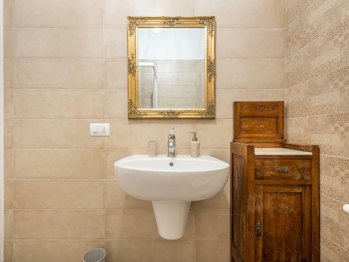 Casa Bear Apartment Cagliari Bagian luar foto